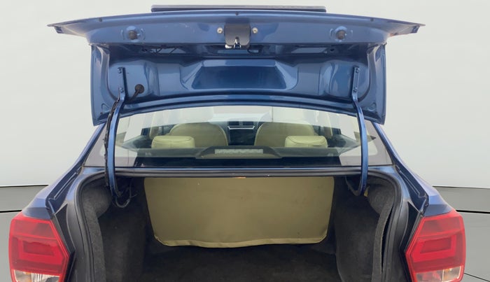 2016 Volkswagen Ameo COMFORTLINE 1.2L, Petrol, Manual, 81,186 km, Boot Door Open