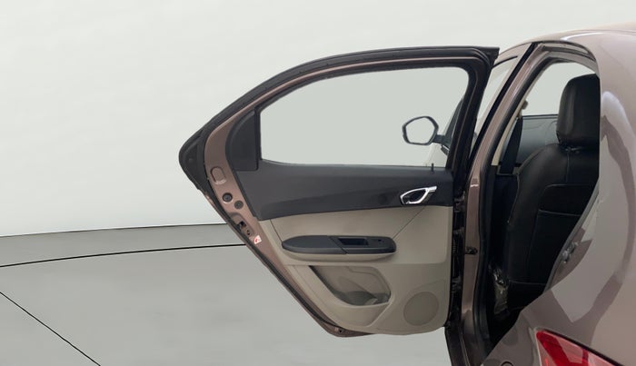 2018 Tata Tiago XZ PETROL, Petrol, Manual, 22,113 km, LHS Rear Door