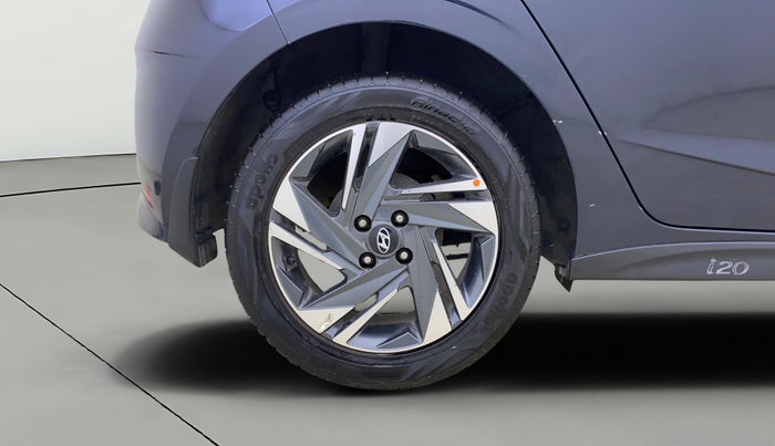 2022 Hyundai NEW I20 ASTA (O) 1.0 TURBO GDI DCT, Petrol, Automatic, 39,914 km, Right Rear Wheel