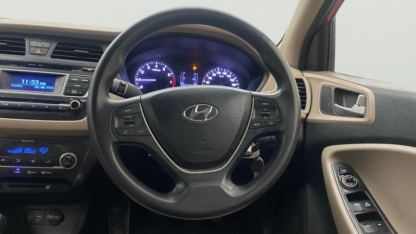 2016 Hyundai Elite i20 SPORTZ 1.2, Petrol, Manual, 75,865 km, Steering Wheel Close Up