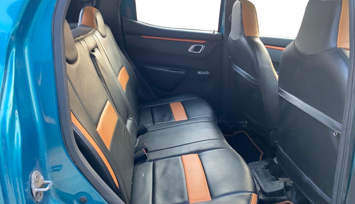 2019 Renault Kwid CLIMBER 1.0 AMT, Petrol, Automatic, 64,968 km, Right Side Rear Door Cabin