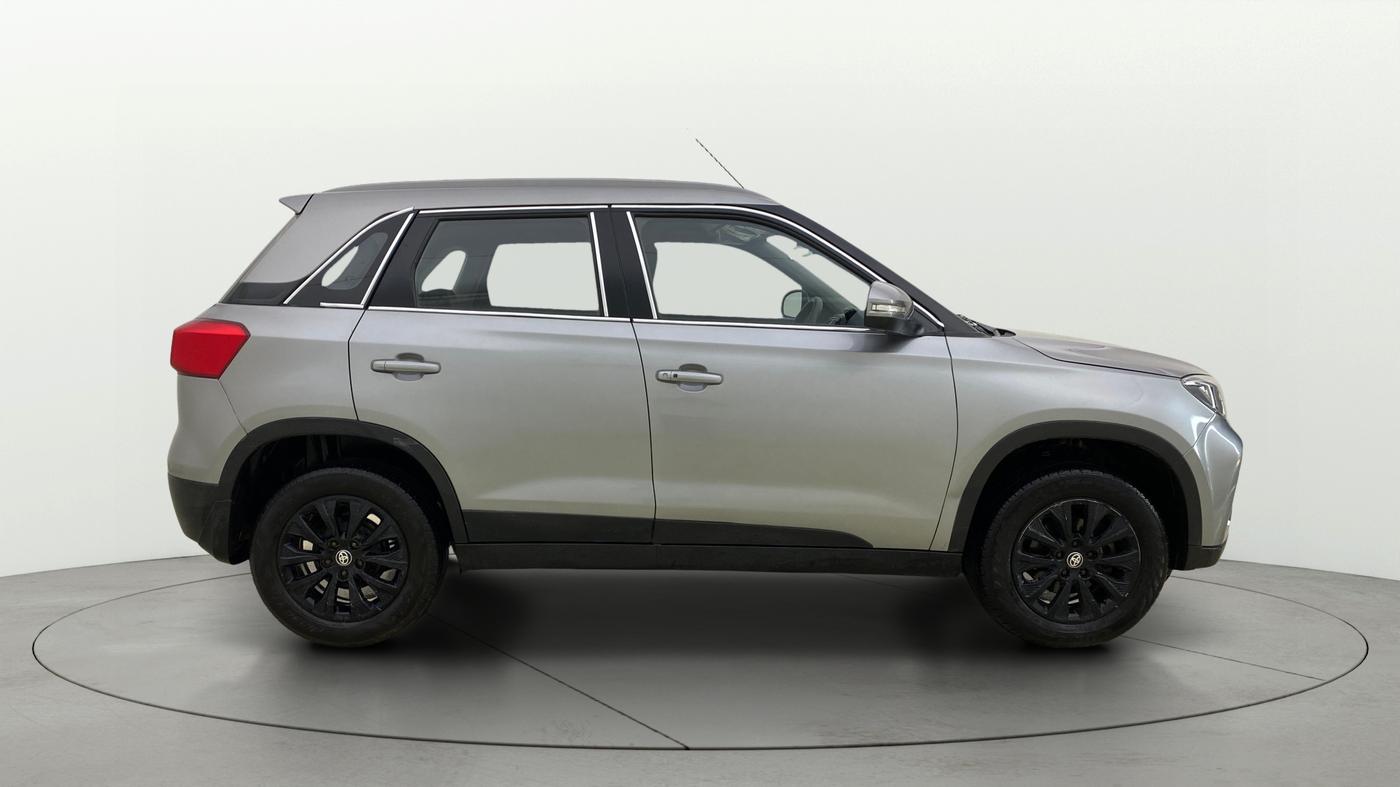 2021 Toyota URBAN CRUISER HIGH GRADE MT, Petrol, Manual, 1,21,932 km, Right Side View