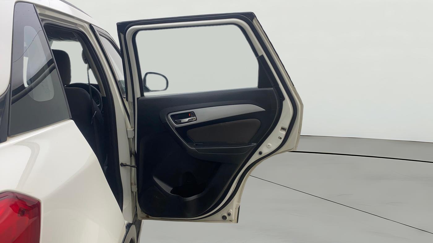 2020 Toyota URBAN CRUISER PREMIUM GRADE AT, Petrol, Automatic, 1,45,623 km, RHS Rear Door