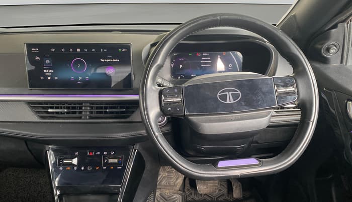 2024 Tata NEXON FEARLESS + SUNROOF DCA DUAL TONE 1.2 PETROL, Petrol, Automatic, 26,543 km, Steering Wheel Close Up