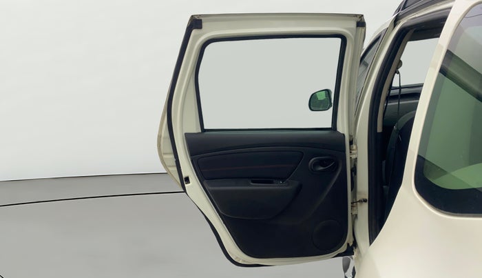 2017 Renault Duster RXS CVT, Petrol, Automatic, 77,297 km, LHS Rear Door