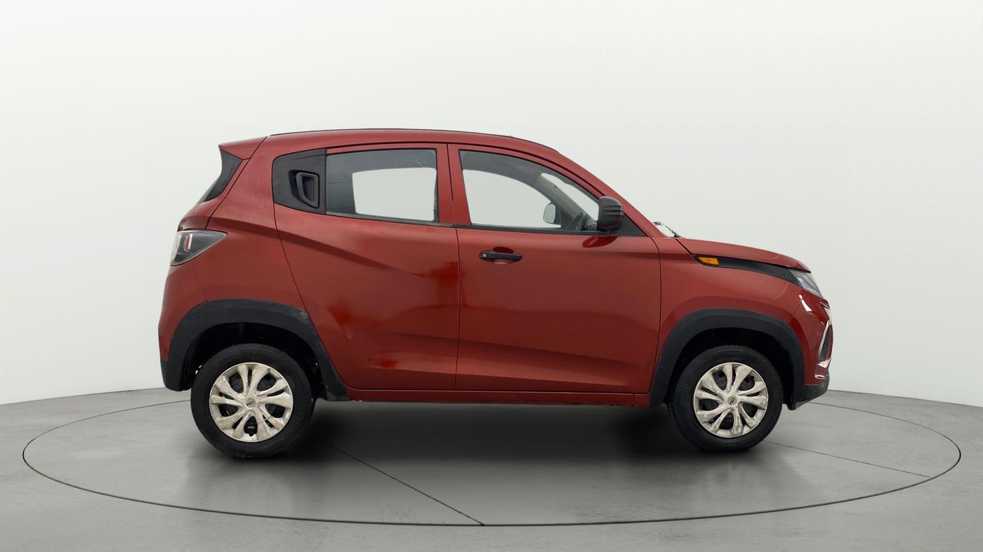 2018 Mahindra KUV 100 NXT K2 P 6 STR, Petrol, Manual, 55,096 km, Right Side View