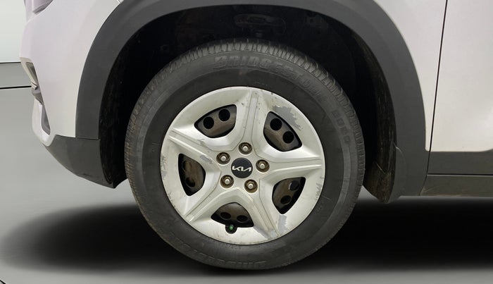 2022 KIA SELTOS HTE 1.5 DIESEL, Diesel, Manual, 1,01,799 km, Left Front Wheel