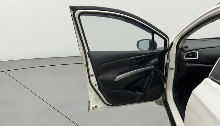 2021 Maruti S Cross SIGMA 1.5, Petrol, Manual, 98,356 km, LHS Front Door