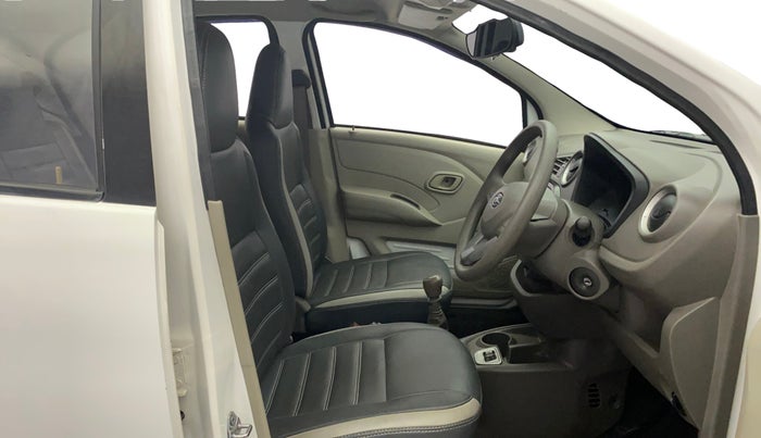 2016 Datsun Redi Go T (O), Petrol, Manual, 18,950 km, Right Side Front Door Cabin