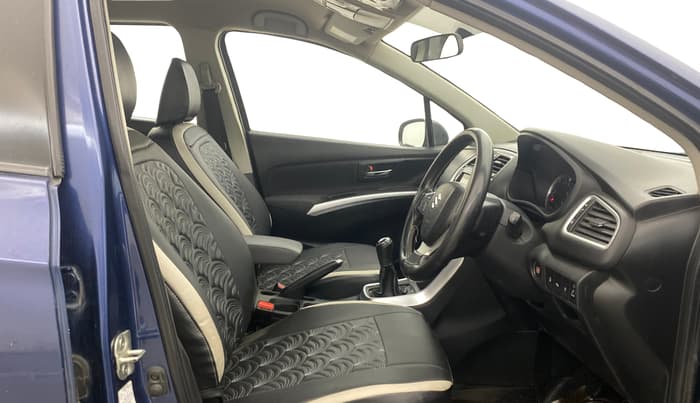 2018 Maruti S Cross ZETA 1.3, Diesel, Manual, 87,219 km, Right Side Front Door Cabin