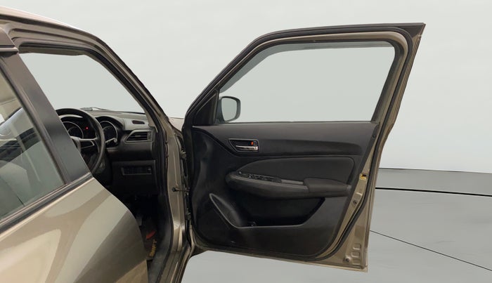 2020 Maruti Swift VXI, Petrol, Manual, 67,443 km, RHS Front Door