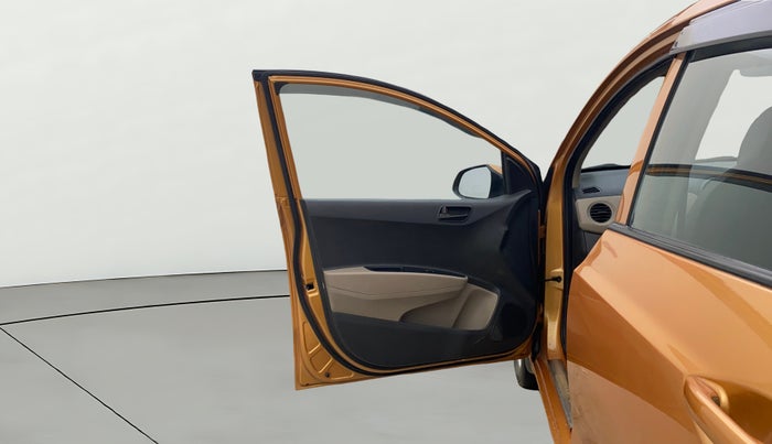 2015 Hyundai Grand i10 MAGNA 1.1 CRDI, Diesel, Manual, 75,672 km, LHS Front Door