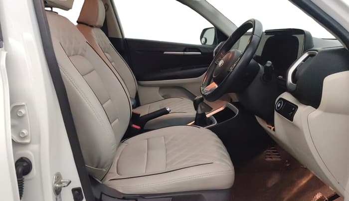 2020 KIA SONET HTX 1.0 IMT, Petrol, Manual, 85,374 km, Right Side Front Door Cabin