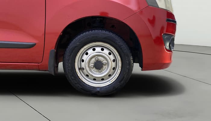 2013 Maruti Wagon R 1.0 LXI, Petrol, Manual, 23,305 km, Right Front Wheel