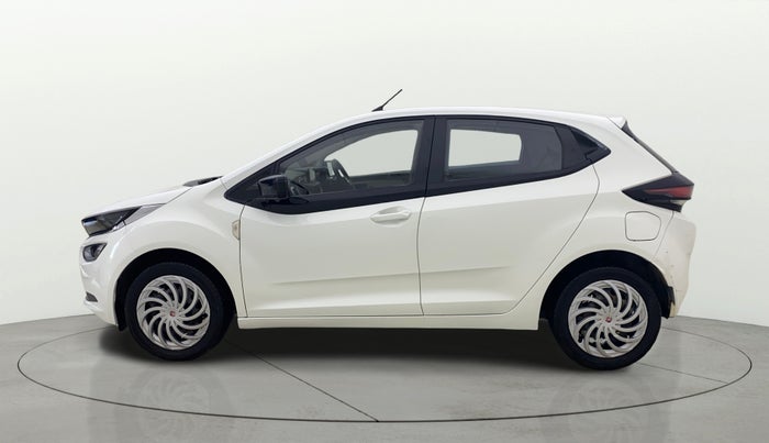 2021 Tata ALTROZ XT PETROL, CNG, Manual, 1,23,026 km, Left Side
