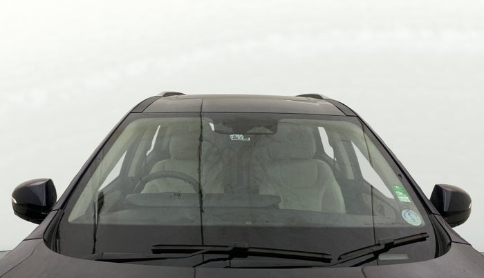 2024 Mahindra XUV700 AX 7 Luxury Pack Petrol AT 6 STR, Petrol, Automatic, 2,678 km, Front Windshield