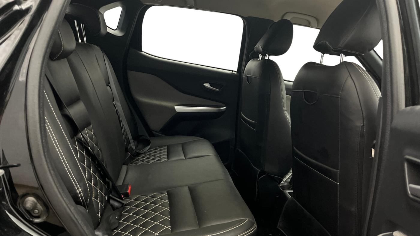 2024 Nissan MAGNITE XL, Petrol, Manual, 25,035 km, Right Side Rear Door Cabin