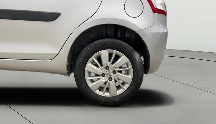 2015 Maruti Swift ZXI, Petrol, Manual, 64,697 km, Left Rear Wheel