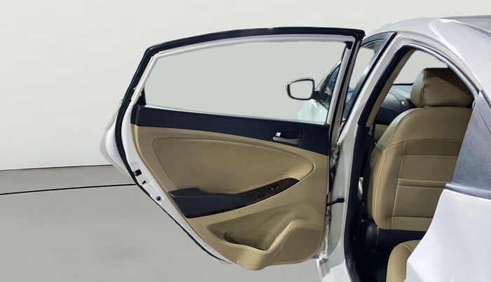 2017 Hyundai Verna 1.6 VTVT SX (O) AT, Petrol, Automatic, 25,039 km, LHS Rear Door