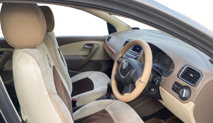 2012 Skoda Rapid ELEGANCE 1.6 MPI AT, Petrol, Automatic, 38,001 km, Right Side Front Door Cabin