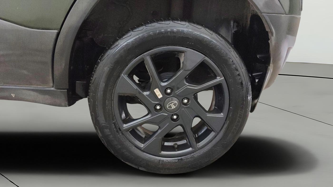 2025 Tata PUNCH Creative Plus (S) Camo Edition AMT, Petrol, Automatic, 11,242 km, Left Rear Wheel