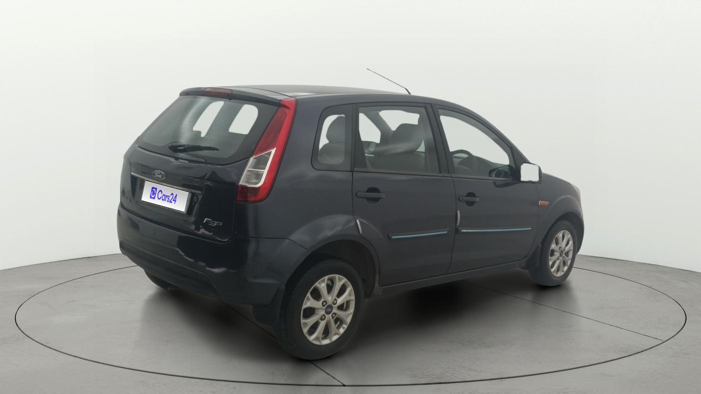 2013 Ford Figo TITANIUM 1.2 PETROL, Petrol, Manual, 70,406 km, Right Back Diagonal