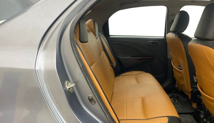 2013 Toyota Etios G, Petrol, Manual, 93,954 km, Right Side Rear Door Cabin