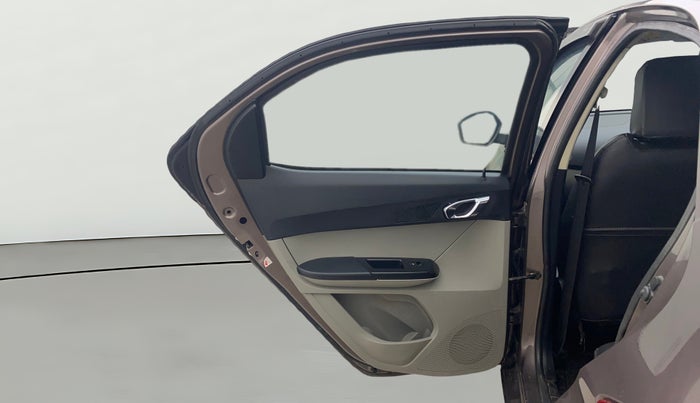 2017 Tata Tiago XZ PETROL, Petrol, Manual, 61,170 km, LHS Rear Door