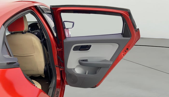 2020 Tata ALTROZ XT PETROL, Petrol, Manual, 35,713 km, RHS Rear Door