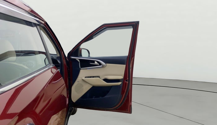 2023 KIA CARENS LUXURY PLUS 1.5 DIESEL AT 7 STR, Diesel, Automatic, 13,641 km, RHS Front Door