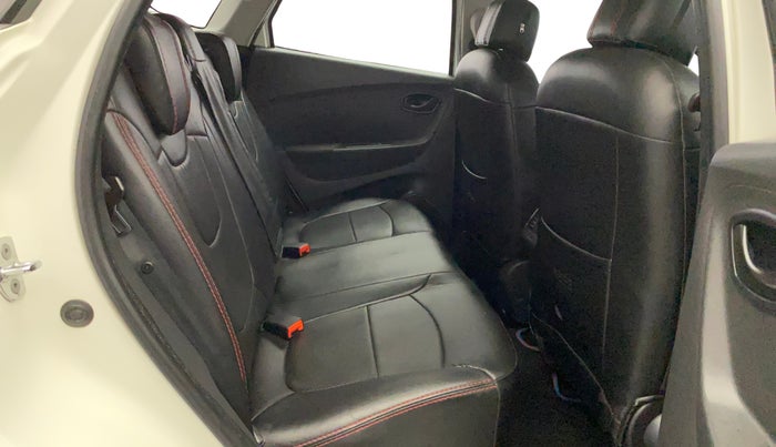 2019 Renault Captur RXE DIESEL, Diesel, Manual, 1,34,891 km, Right Side Rear Door Cabin