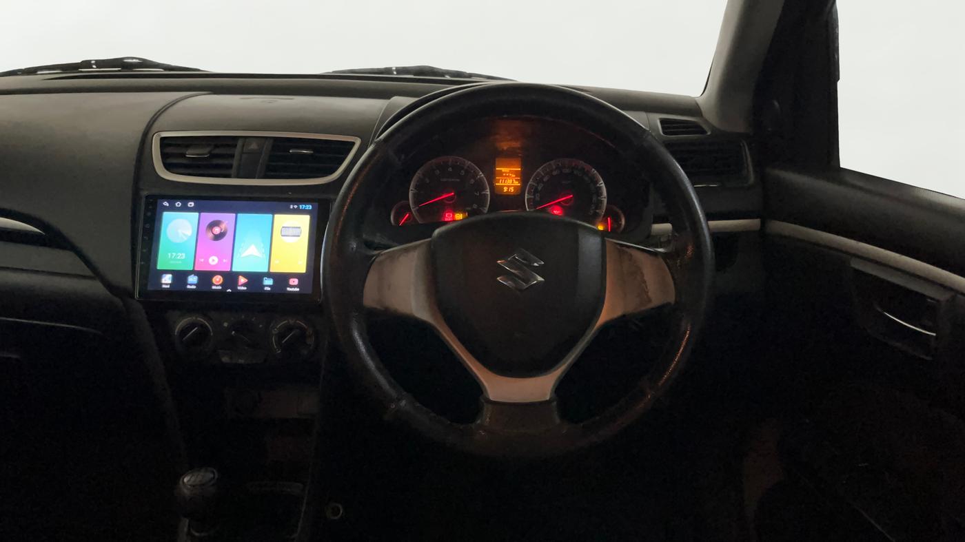 2014 Maruti Swift VXI, Petrol, Manual, 1,11,377 km, Steering Wheel Close Up