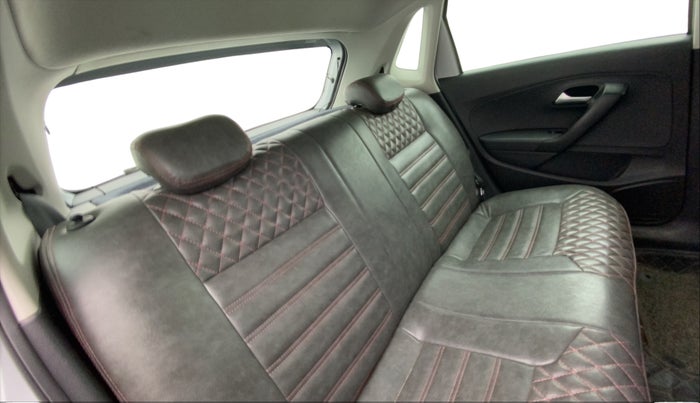 2022 Volkswagen Polo HIGHLINE PLUS 1.0L TSI, Petrol, Manual, 32,468 km, Right Side Rear Door Cabin