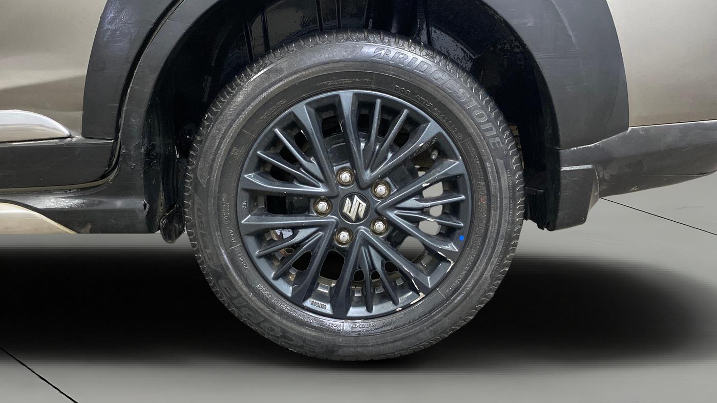 2022 Maruti XL6 ZETA AT, Petrol, Automatic, 39,914 km, Left Rear Wheel