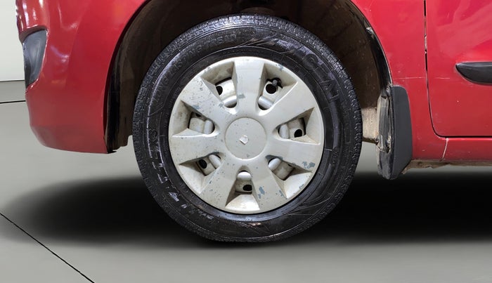 2013 Maruti Wagon R 1.0 LXI, Petrol, Manual, 23,167 km, Left Front Wheel
