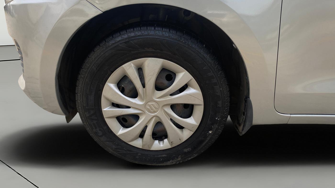 2020 Maruti Swift VXI AMT, Petrol, Automatic, 1,08,093 km, Left Front Wheel