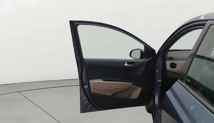 2015 Hyundai Xcent S 1.2, Petrol, Manual, 1,08,313 km, LHS Front Door