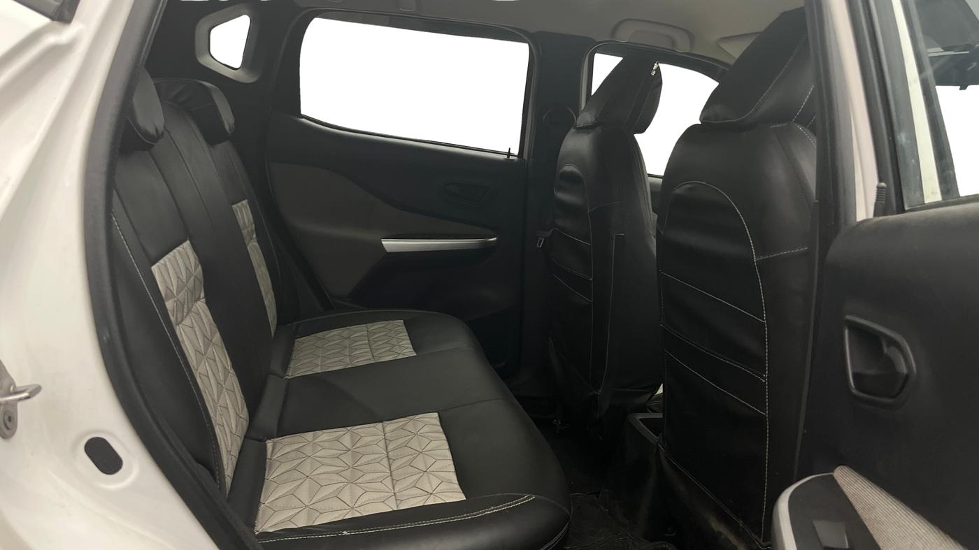 2023 Nissan MAGNITE XE, Petrol, Manual, 17,554 km, Right Side Rear Door Cabin