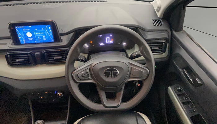 2024 Tata PUNCH ADVENTURE RHYTHM CNG, CNG, Manual, 18,479 km, Steering Wheel Close Up