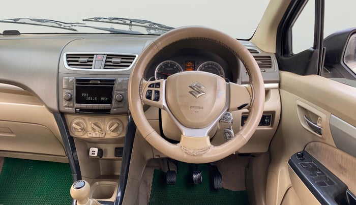 2013 Maruti Ertiga ZDI, Diesel, Manual, 1,00,067 km, Steering Wheel Close Up