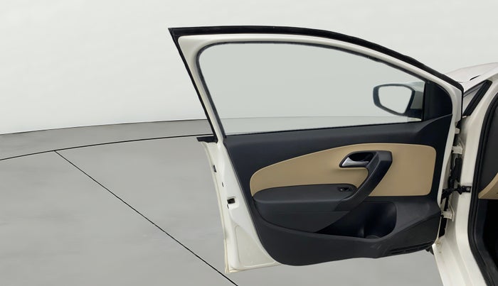 2017 Volkswagen Ameo HIGHLINE PLUS 1.5L AT 16 ALLOY, Diesel, Automatic, 1,45,469 km, LHS Front Door