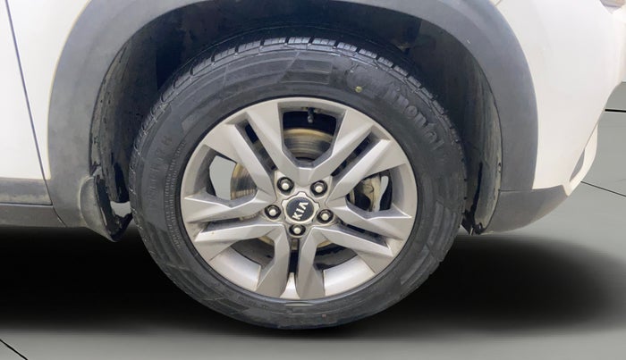 2019 KIA SELTOS HTX 1.5 DIESEL, Diesel, Manual, 1,06,763 km, Right Front Wheel