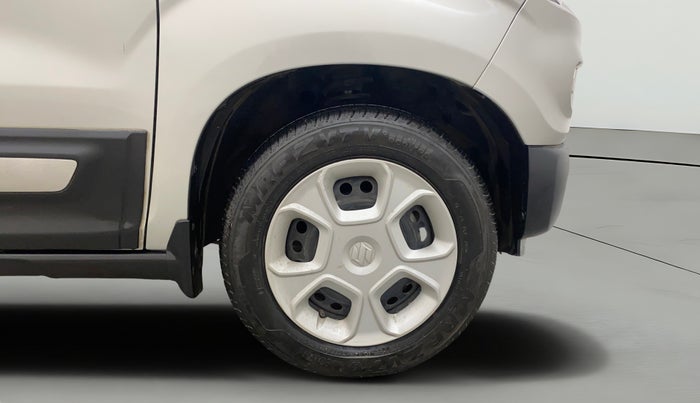 2022 Maruti S PRESSO VXI (O) CNG, CNG, Manual, 15,915 km, Right Front Wheel