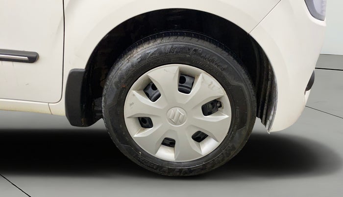 2022 Maruti New Wagon-R VXI 1.0, CNG, Manual, 51,370 km, Right Front Wheel