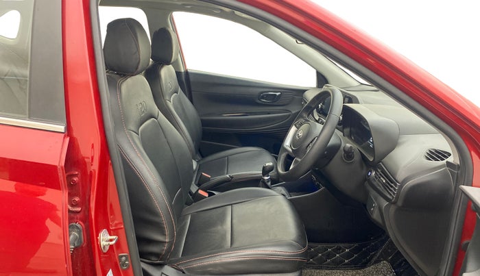 2022 Hyundai NEW I20 ASTA 1.2 MT, Petrol, Manual, 22,930 km, Right Side Front Door Cabin