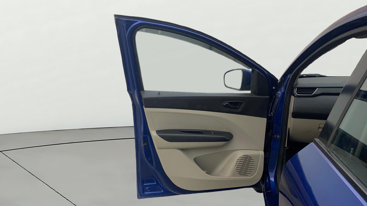 2019 Renault TRIBER RXT, Petrol, Manual, 84,521 km, LHS Front Door