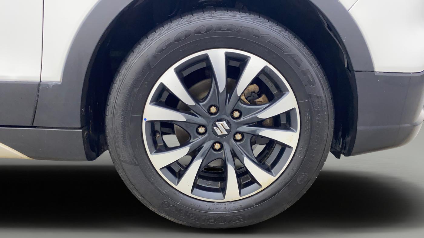 2020 Maruti S Cross DELTA 1.3, Diesel, Manual, 86,038 km, Right Front Wheel
