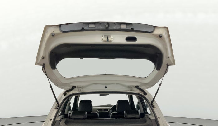 2016 Maruti Swift VXI O, Petrol, Manual, 62,752 km, Boot Door Open