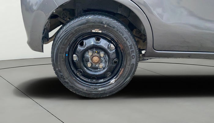 2018 Maruti Alto K10 VXI, Petrol, Manual, 87,853 km, Right Rear Wheel