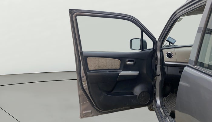 2015 Maruti Wagon R 1.0 VXI, Petrol, Manual, 67,427 km, LHS Front Door